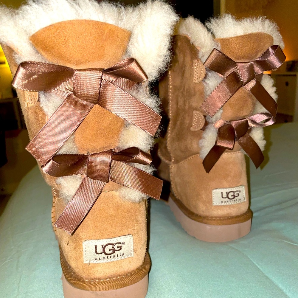 UGGS with bows on back